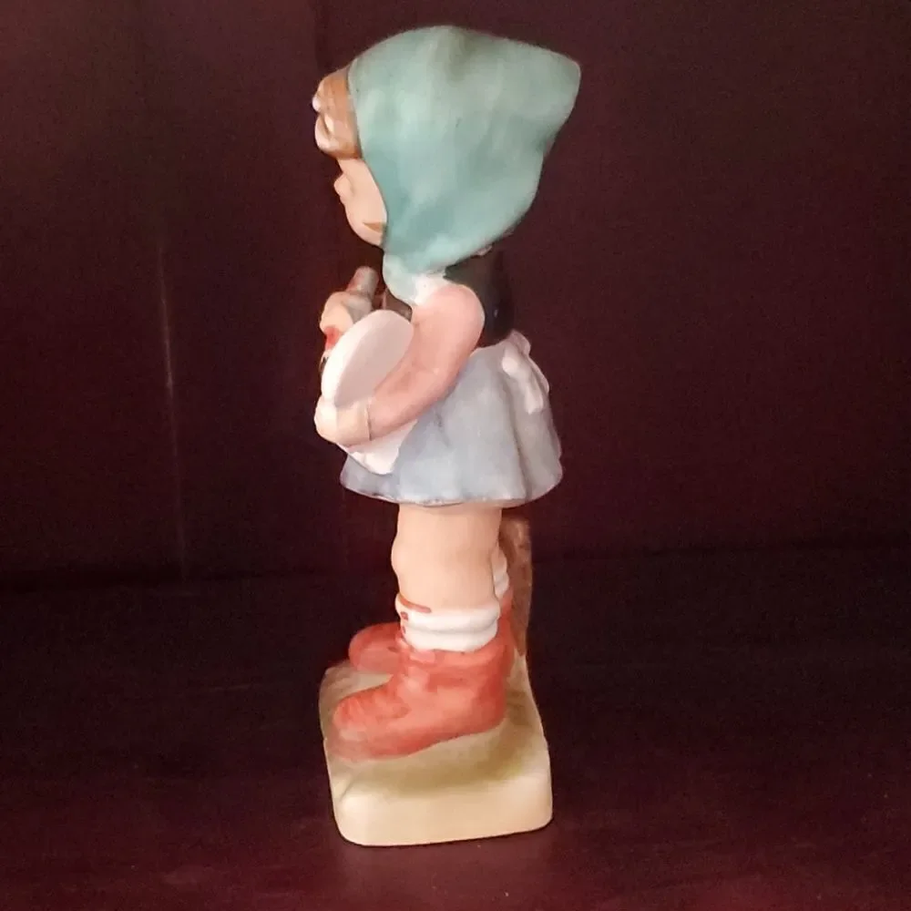 Rossini Girl Artist Porcelain Figurine Japan